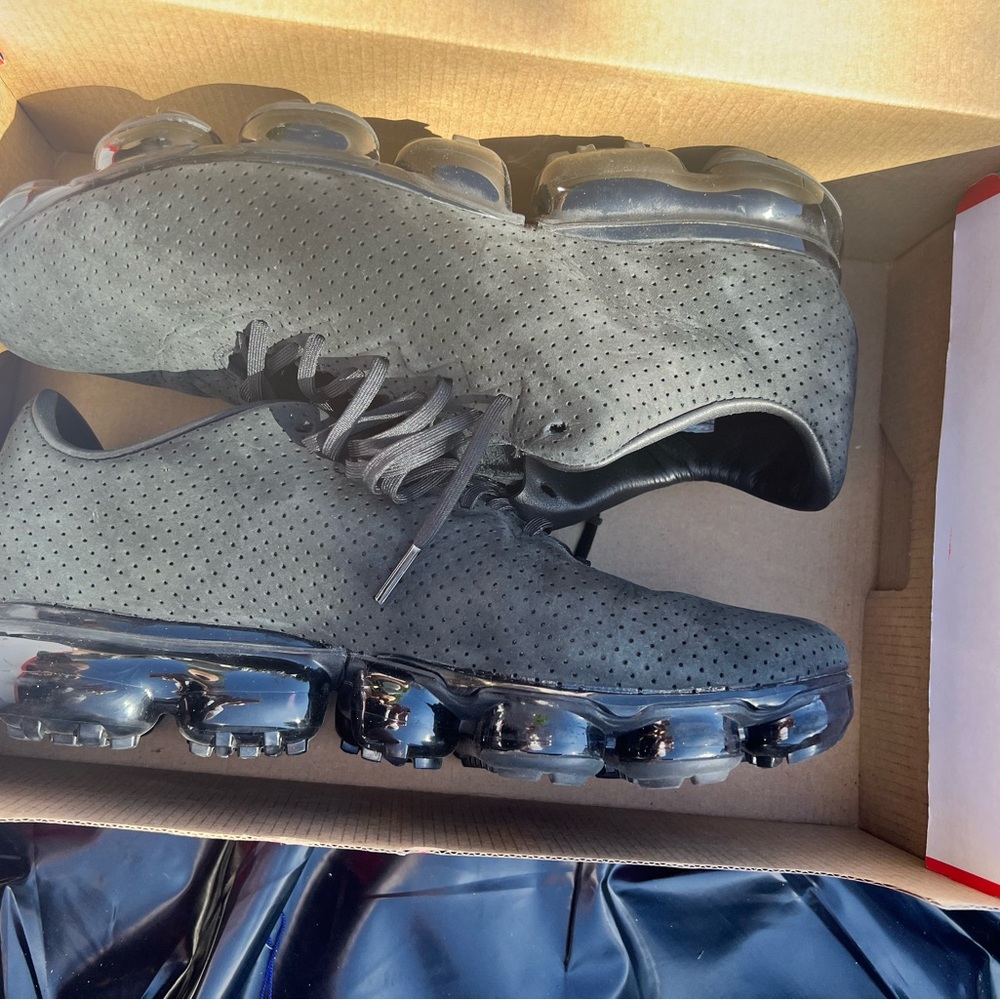 men’s air vapormax black